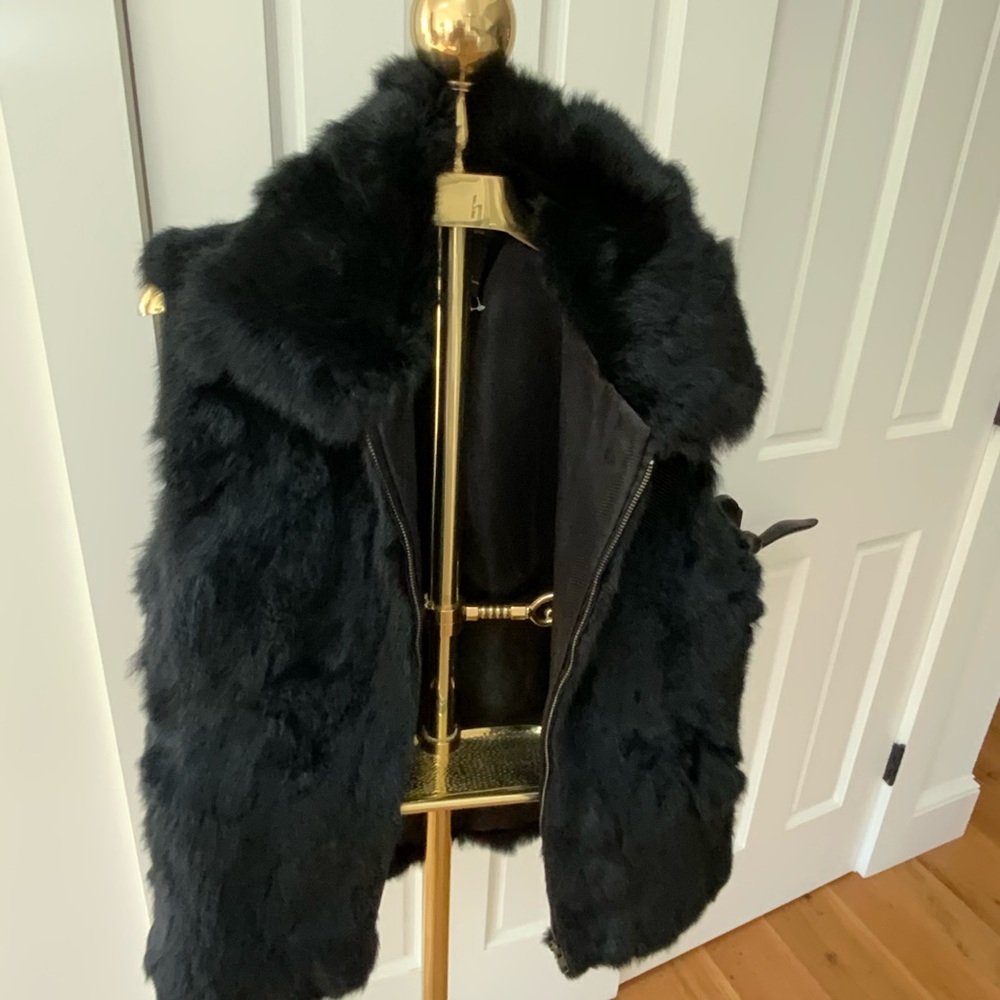 COPY - Surell Rabbit fur vest - Picture 4 of 6
